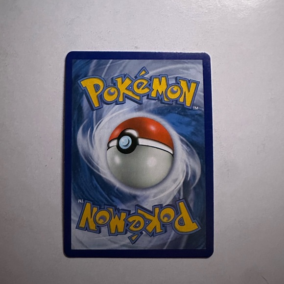 Evelyn Trainer Supporter Card - Picture 2 of 2